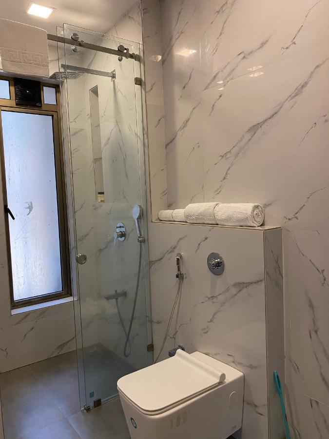 Theory9 Premium Service Apartments Khar Мумбай Екстериор снимка