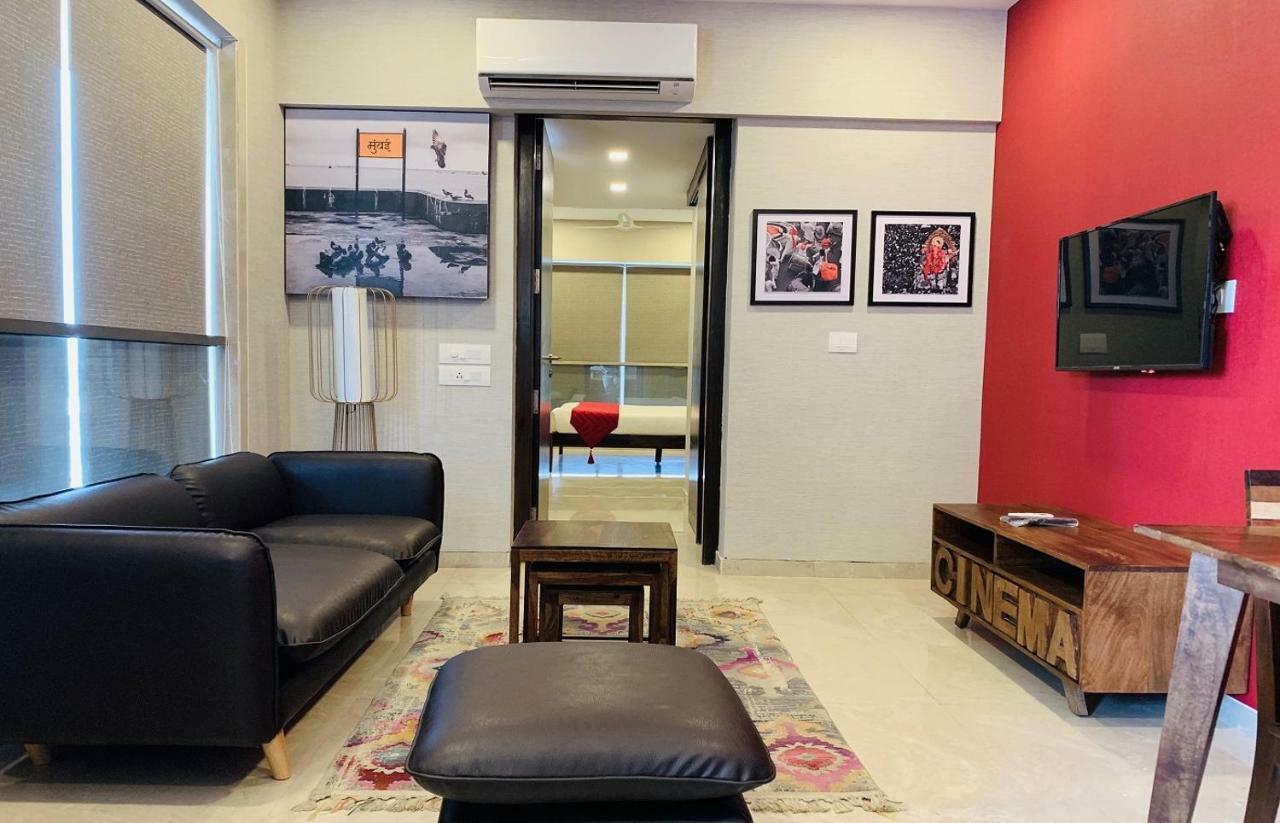 Theory9 Premium Service Apartments Khar Мумбай Екстериор снимка