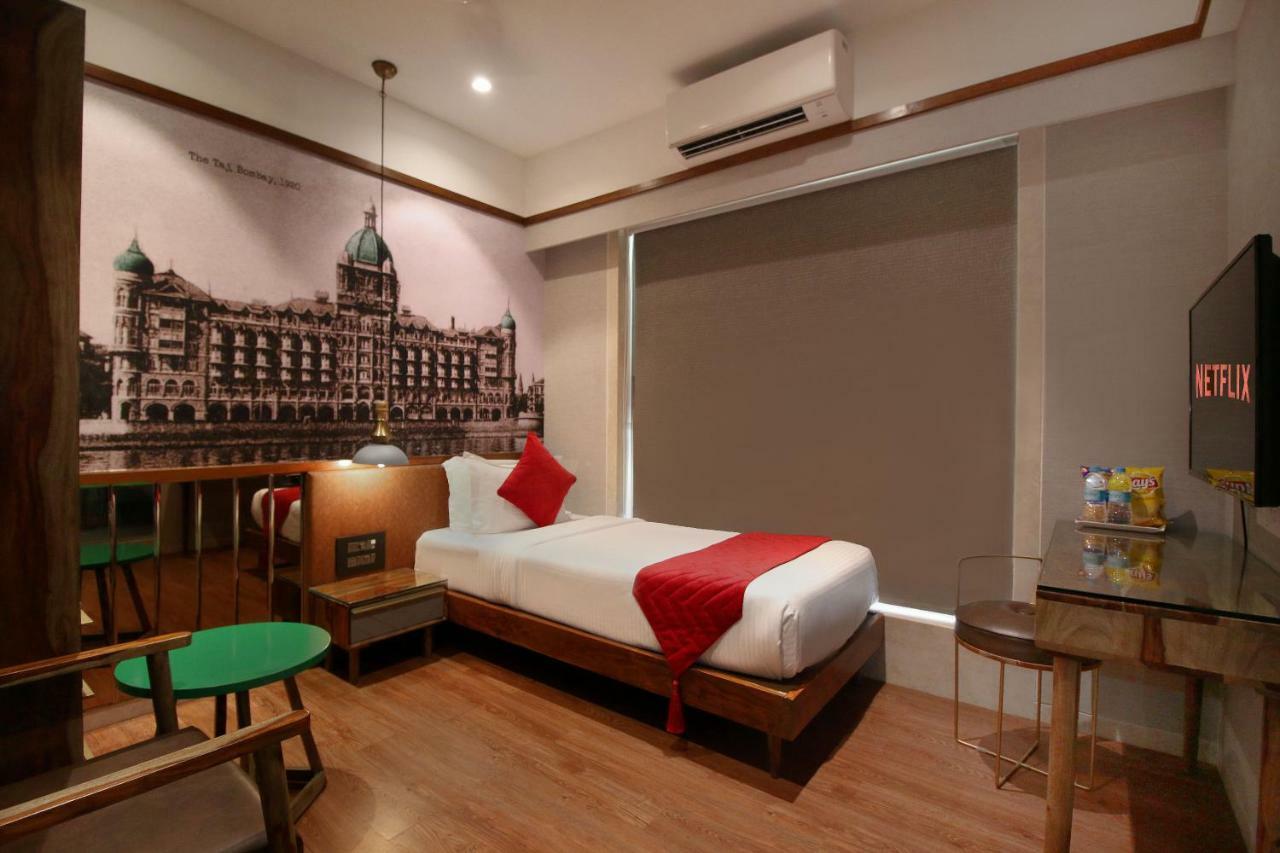 Theory9 Premium Service Apartments Khar Мумбай Екстериор снимка